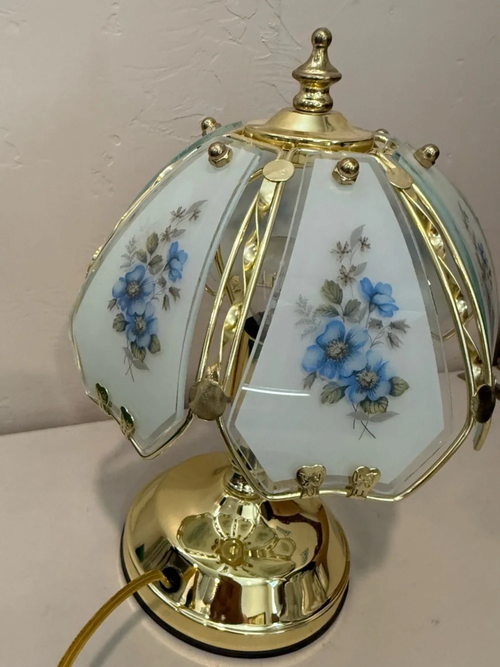 Vintage Hollywood Regency Table‎ Lamp Segmented Curved Glass Shade 3- Way Touch